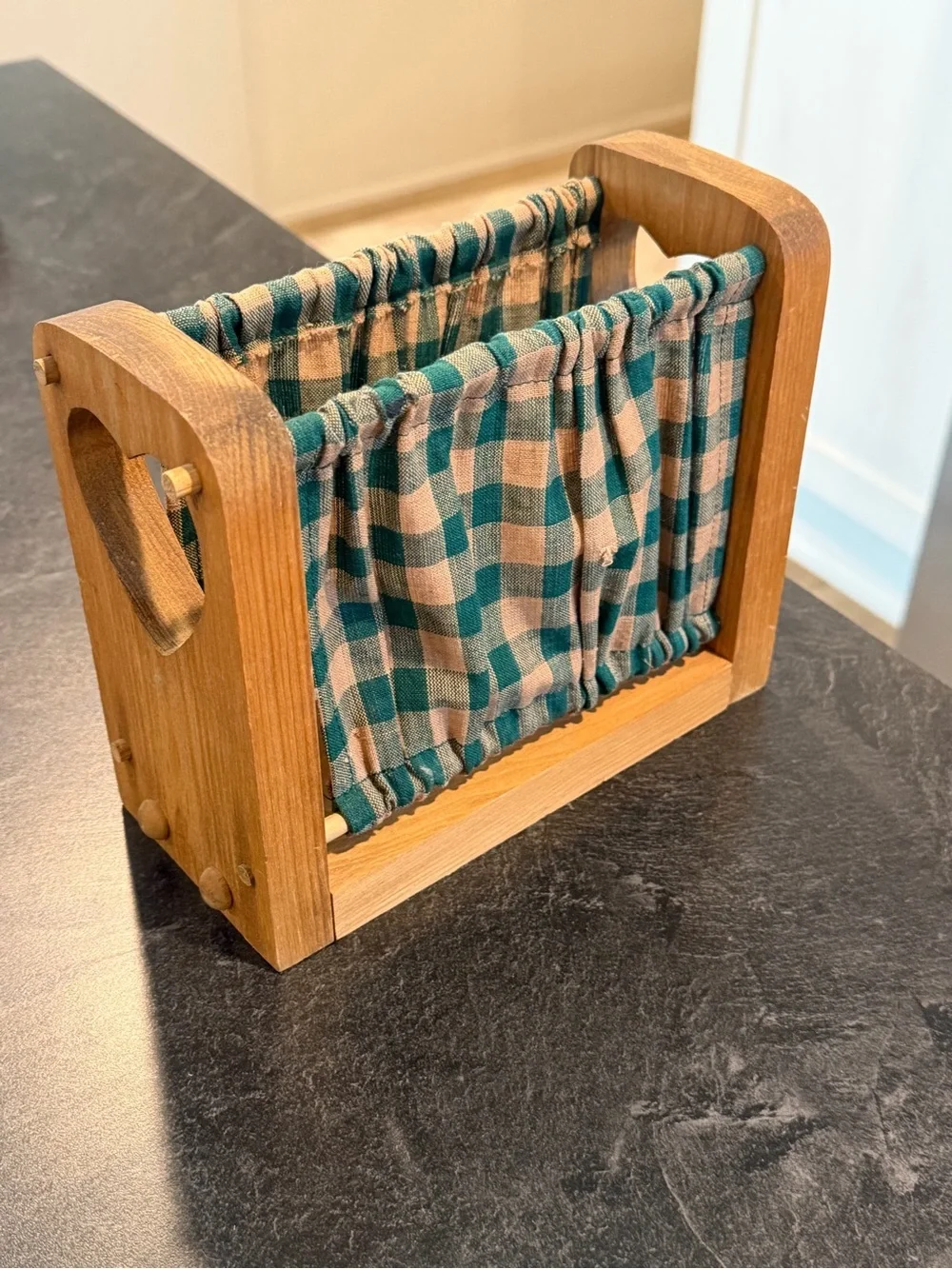 Vintage Cottage Core Wooden Heart Mail Holder Letter Organizer Desk Caddy 90’s